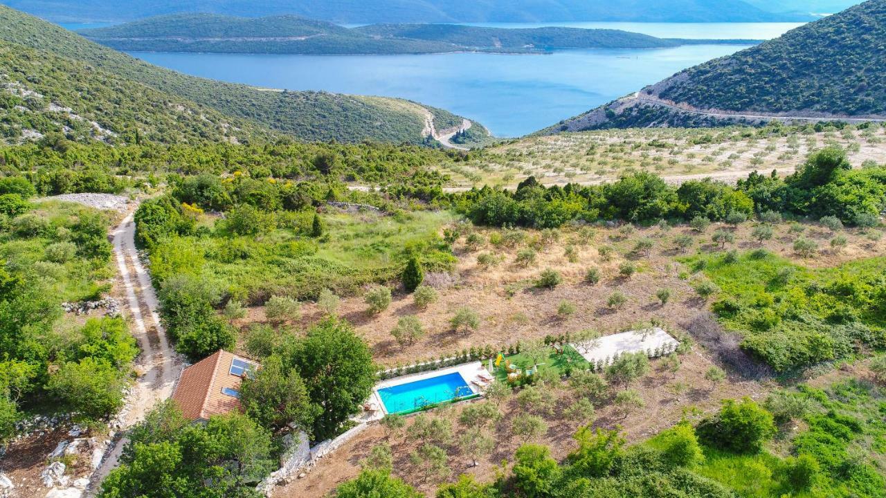 Holiday Home Zavala Klek Ngoại thất bức ảnh
