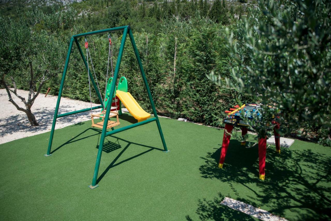 Holiday Home Zavala Klek Ngoại thất bức ảnh