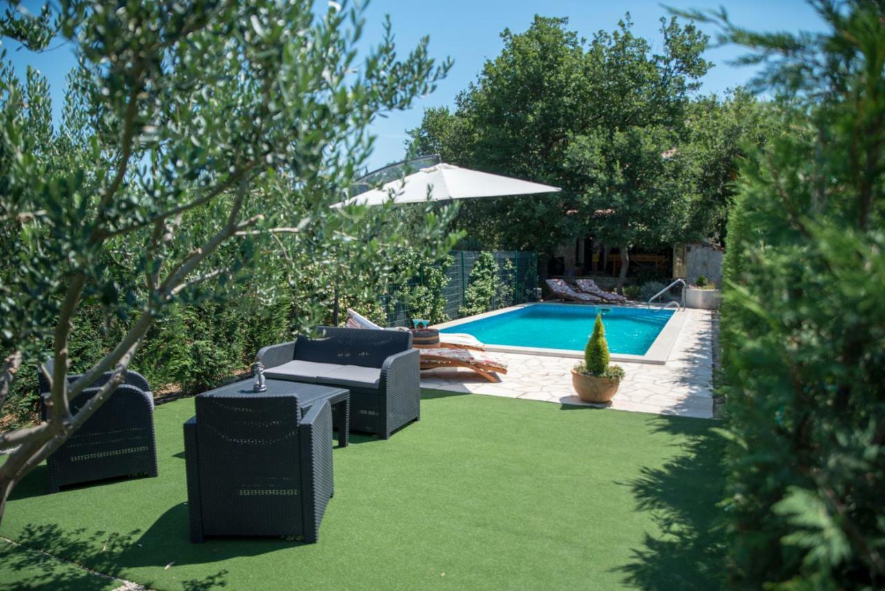Holiday Home Zavala Klek Ngoại thất bức ảnh