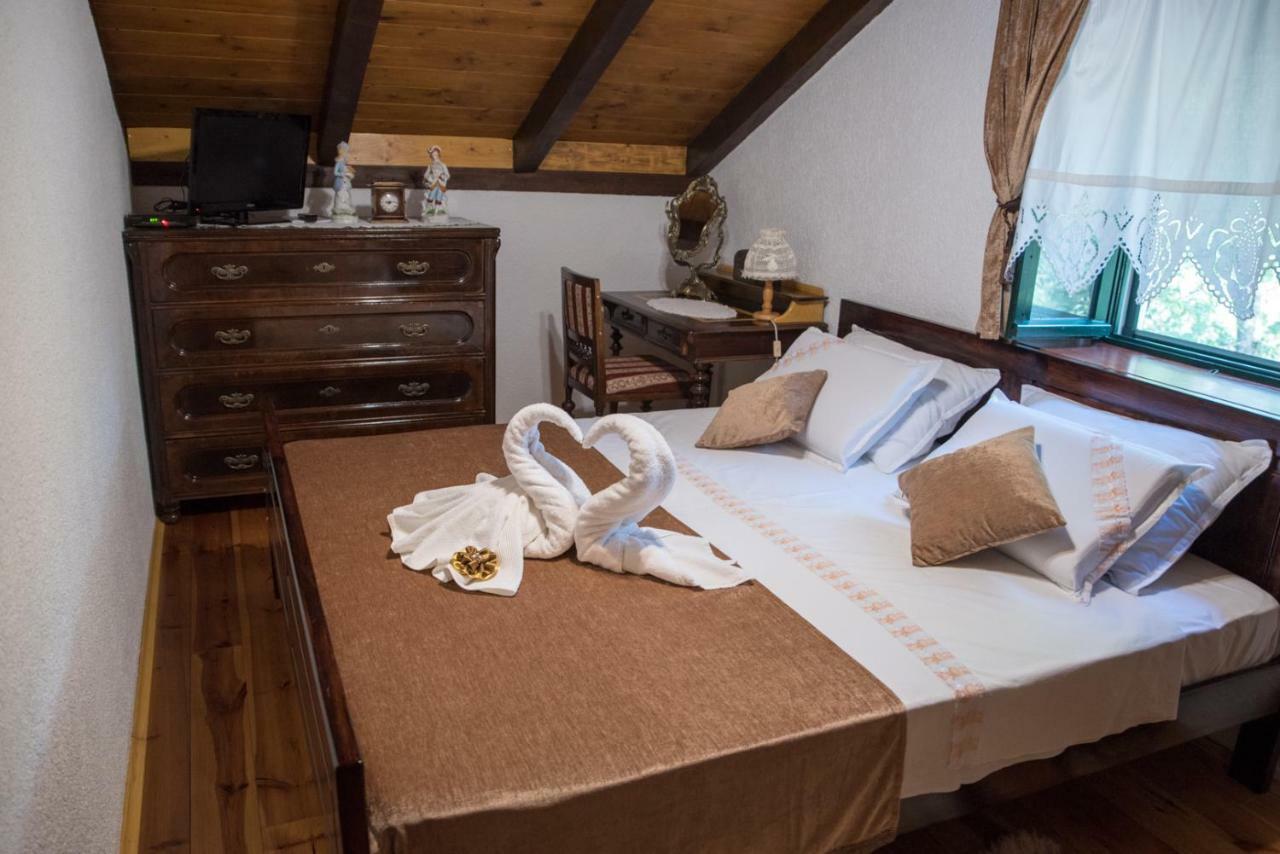 Holiday Home Zavala Klek Ngoại thất bức ảnh